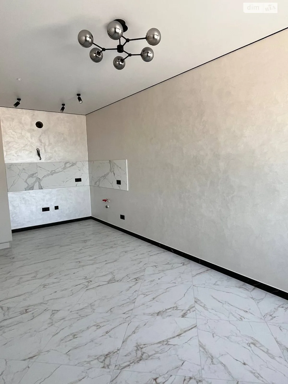 Продається 1-кімнатна квартира 33.7 кв. м у Квасилові, цена: 42500 $ - фото 1