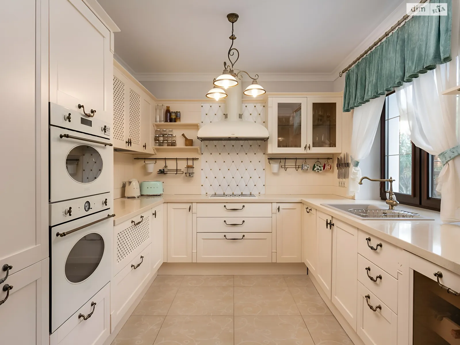 Сдается в аренду дом на 2 этажа 166.6 кв. м с баней/сауной, цена: 3500 $ - фото 1