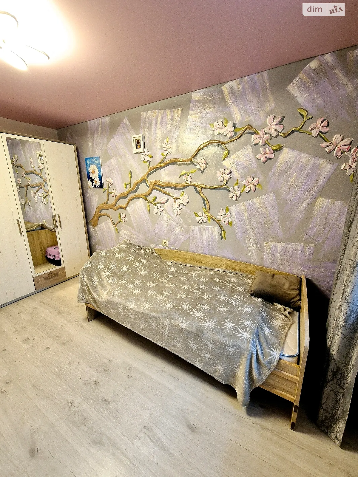 Продается 2-комнатная квартира 56 кв. м в Черноморске, ул. Защитников Украины(1 Мая), 2 - фото 1