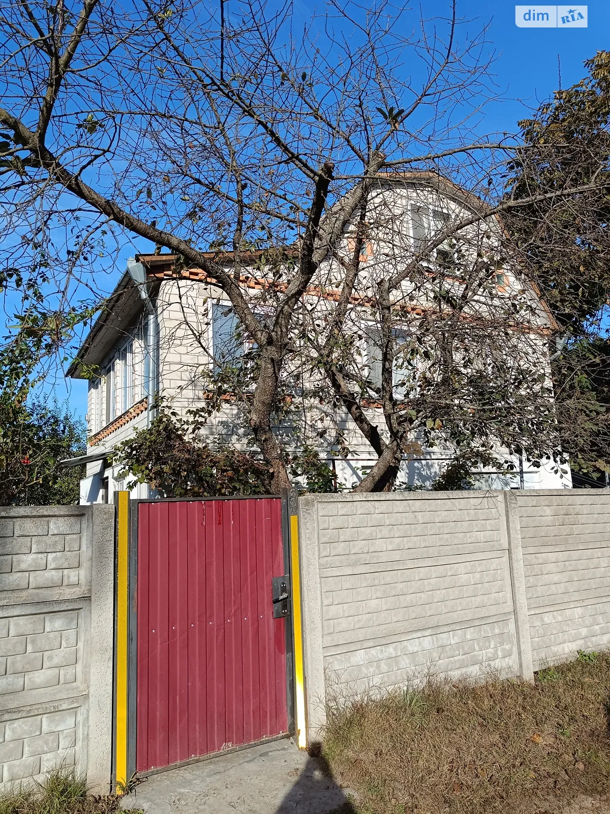 Продается дом на 3 этажа 116 кв. м с балконом, цена: 58000 $ - фото 1
