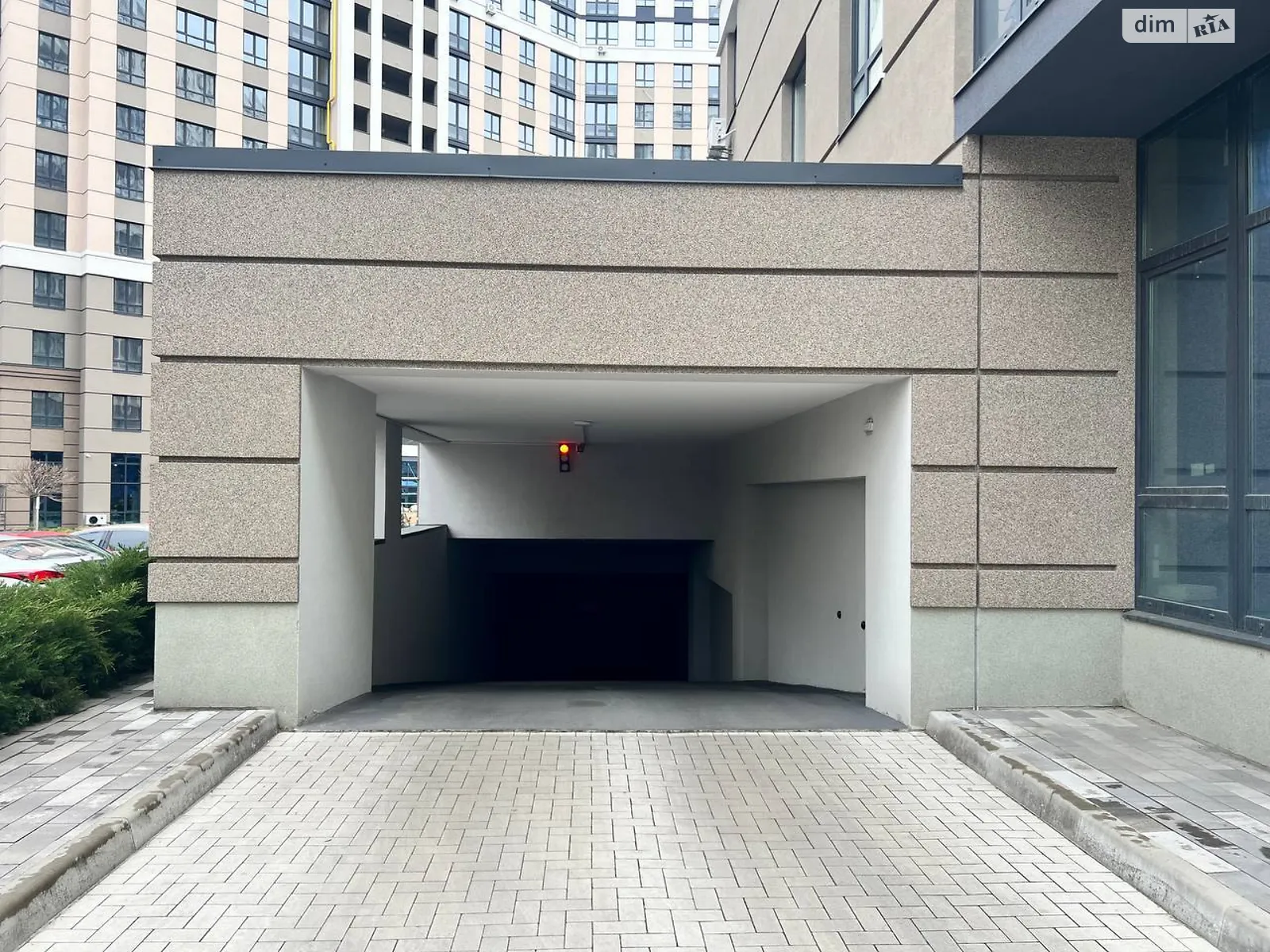Продается подземный паркинг универсальный на 14.2 кв. м, цена: 13820 $ - фото 1