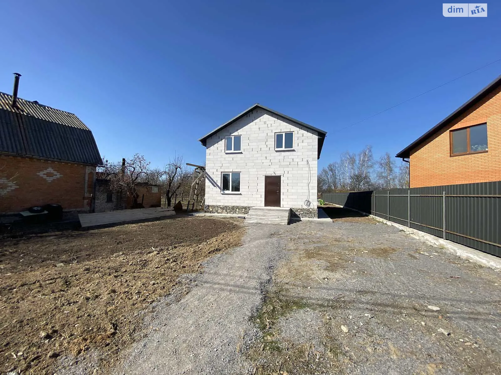 Продается дом на 2 этажа 110 кв. м с беседкой, цена: 58000 $ - фото 1