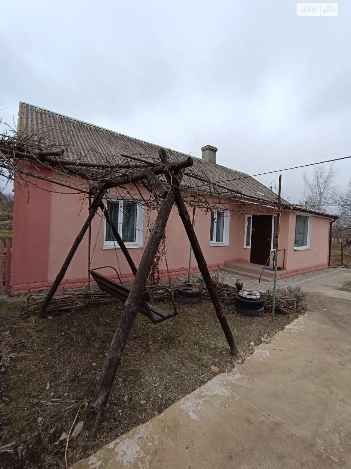 Продається одноповерховий будинок 58.5 кв. м з гаражем, цена: 45000 $ - фото 1