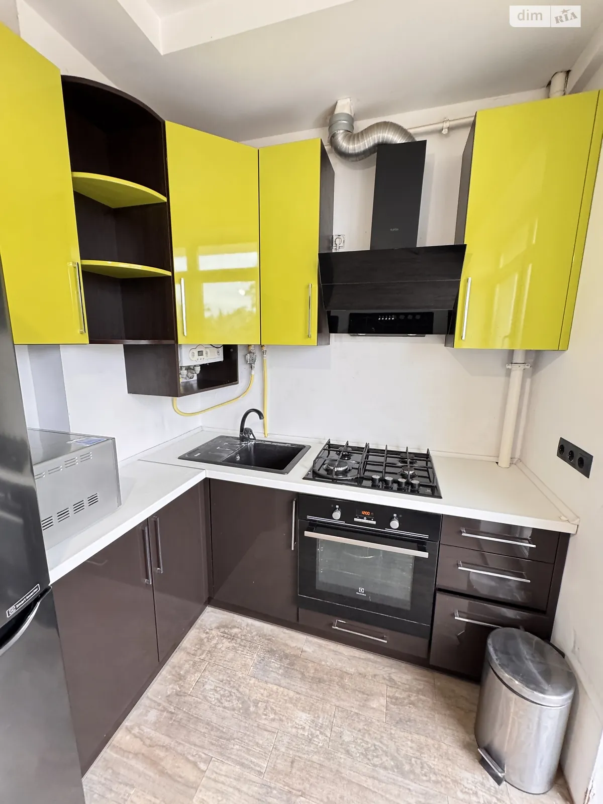 Продається 2-кімнатна квартира 65 кв. м у Бучі, вул. Пушкінська, 2М - фото 1