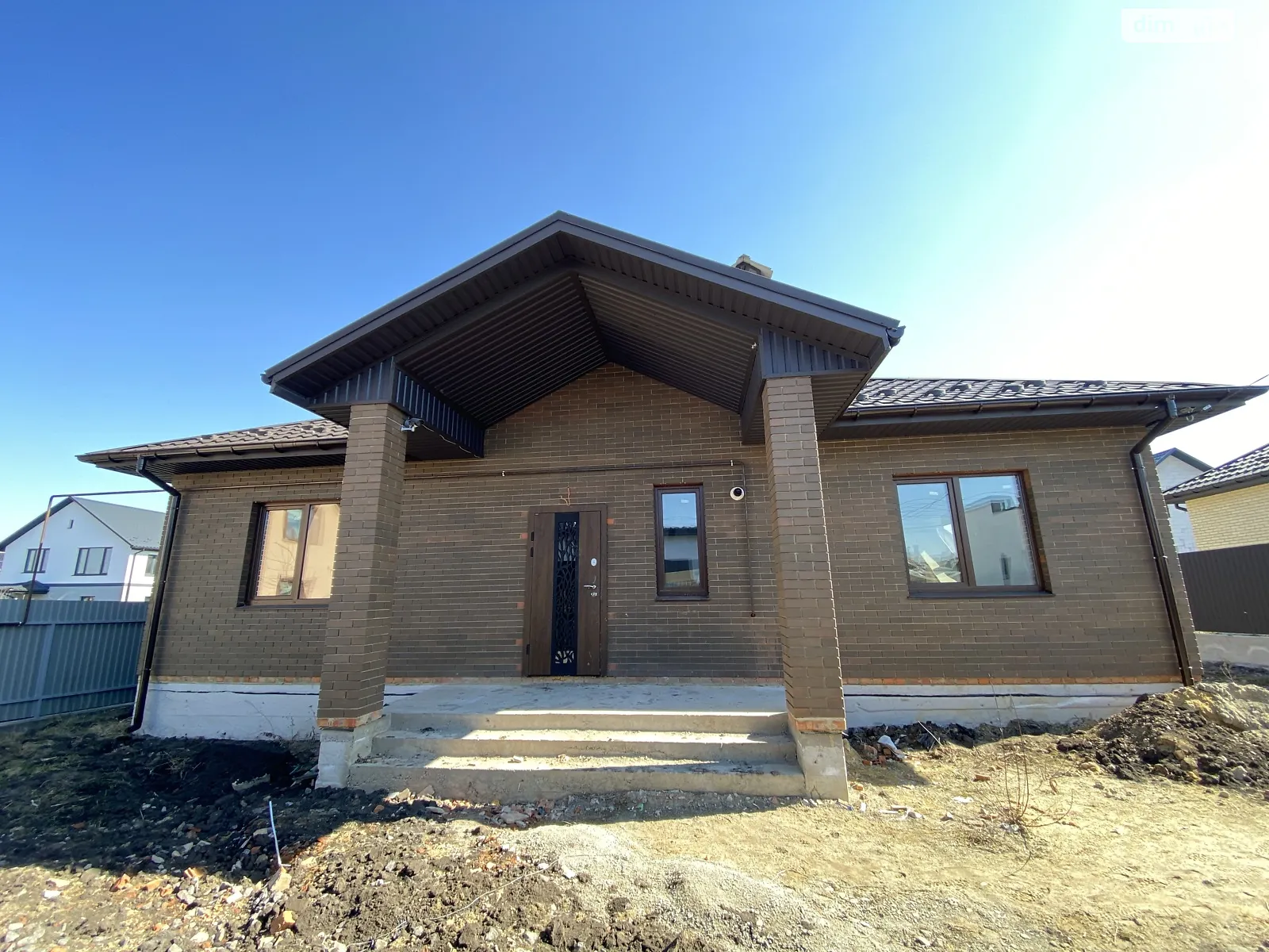 Продается одноэтажный дом 95 кв. м с мансардой, цена: 95000 $ - фото 1