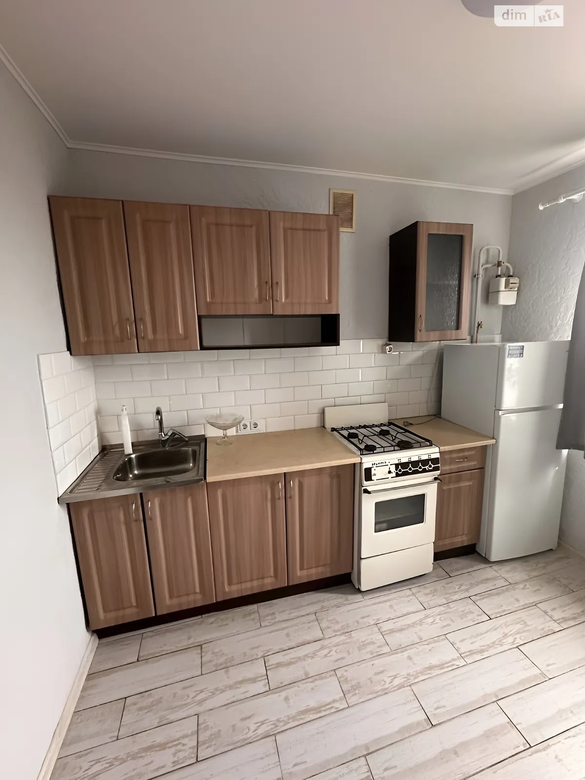 Продается 1-комнатная квартира 38 кв. м в Одессе, ул. Люстдорфская дорога, 142/2 - фото 1