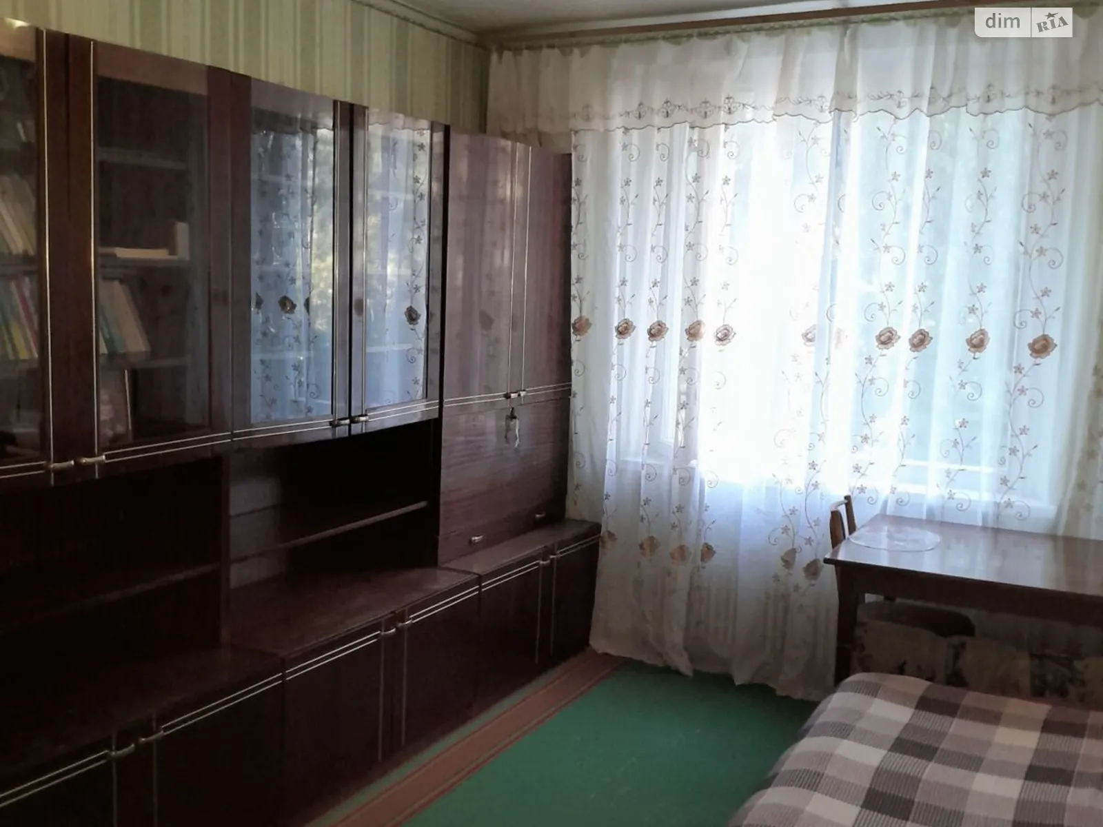 Здається в оренду кімната 65 кв. м у Харкові, цена: 1500 грн - фото 1