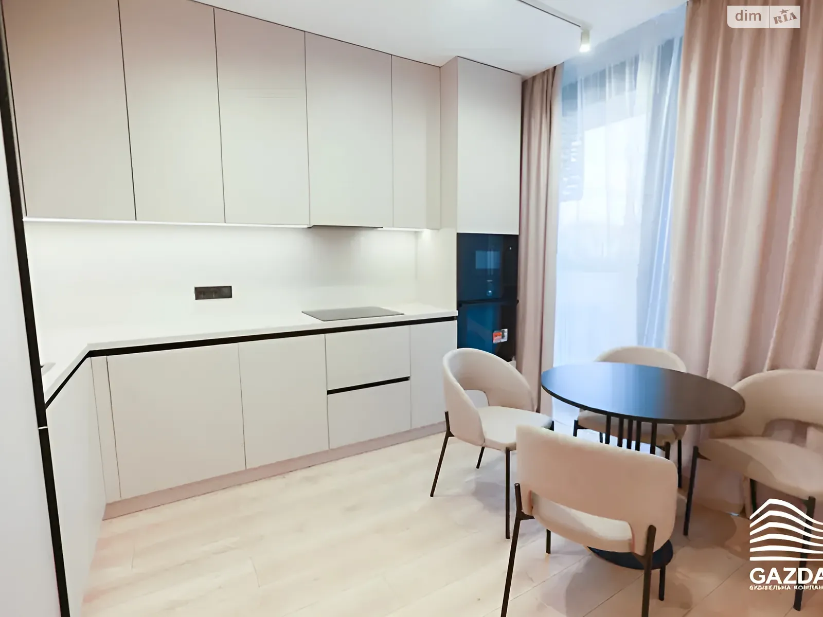 Продается 1-комнатная квартира 40.1 кв. м в Ужгороде, цена: 100250 $ - фото 1
