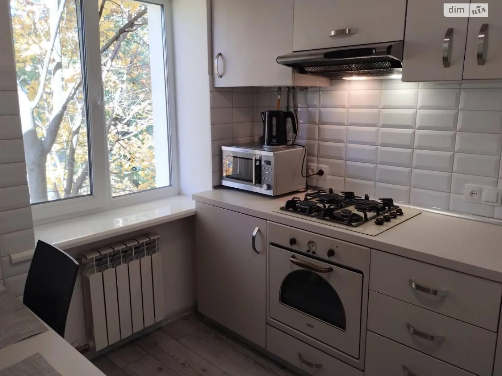 Продается 1-комнатная квартира 46 кв. м в Одессе, просп. Шевченко, 10/10 - фото 1
