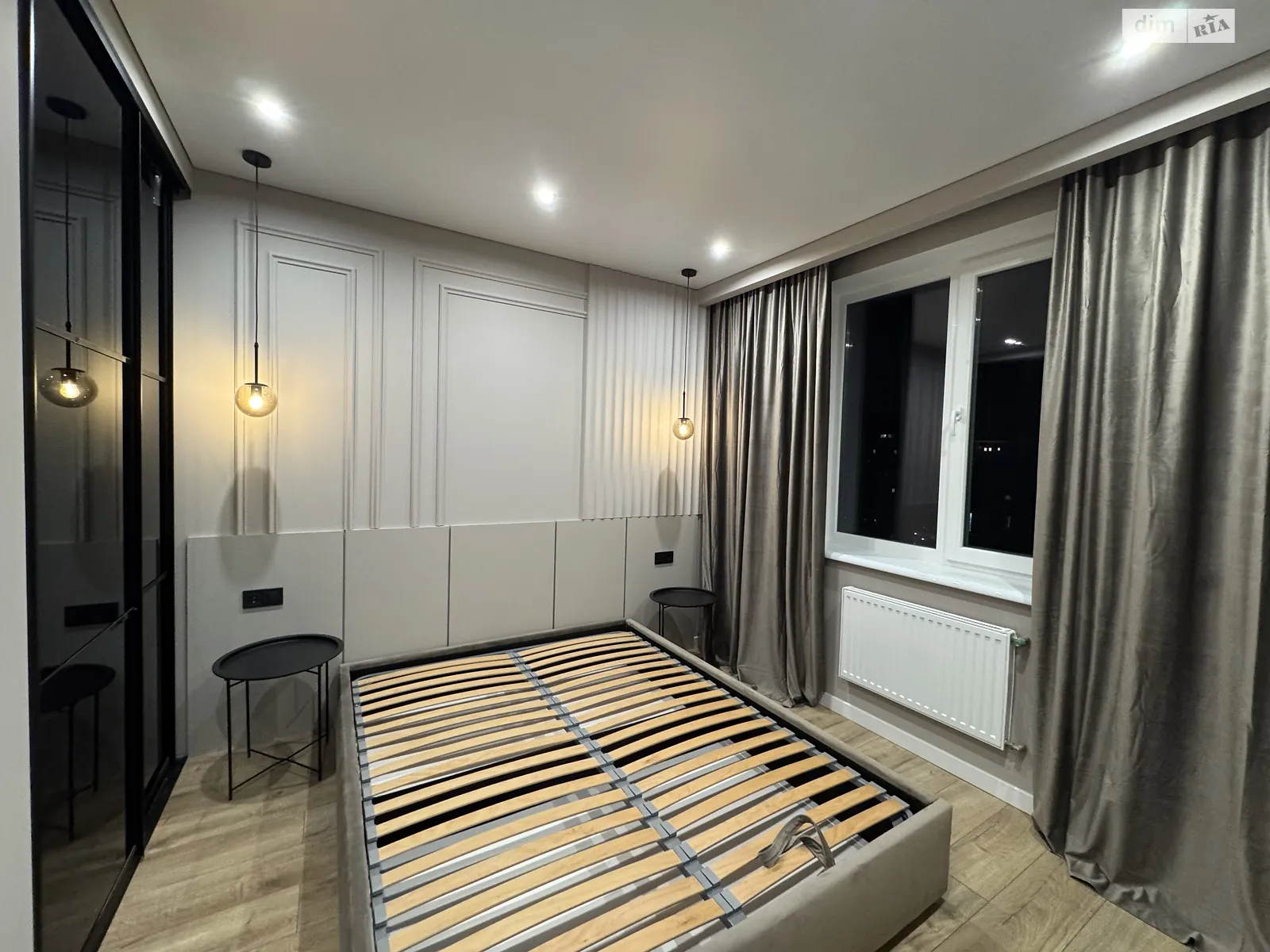 Продается 2-комнатная квартира 43 кв. м в Одессе, ул. Жемчужная, 10 - фото 1