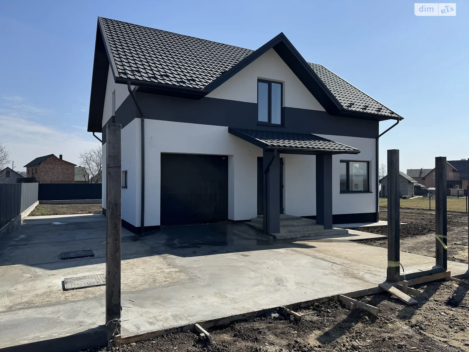 Продается дом на 2 этажа 153 кв. м с верандой, цена: 115000 $ - фото 1