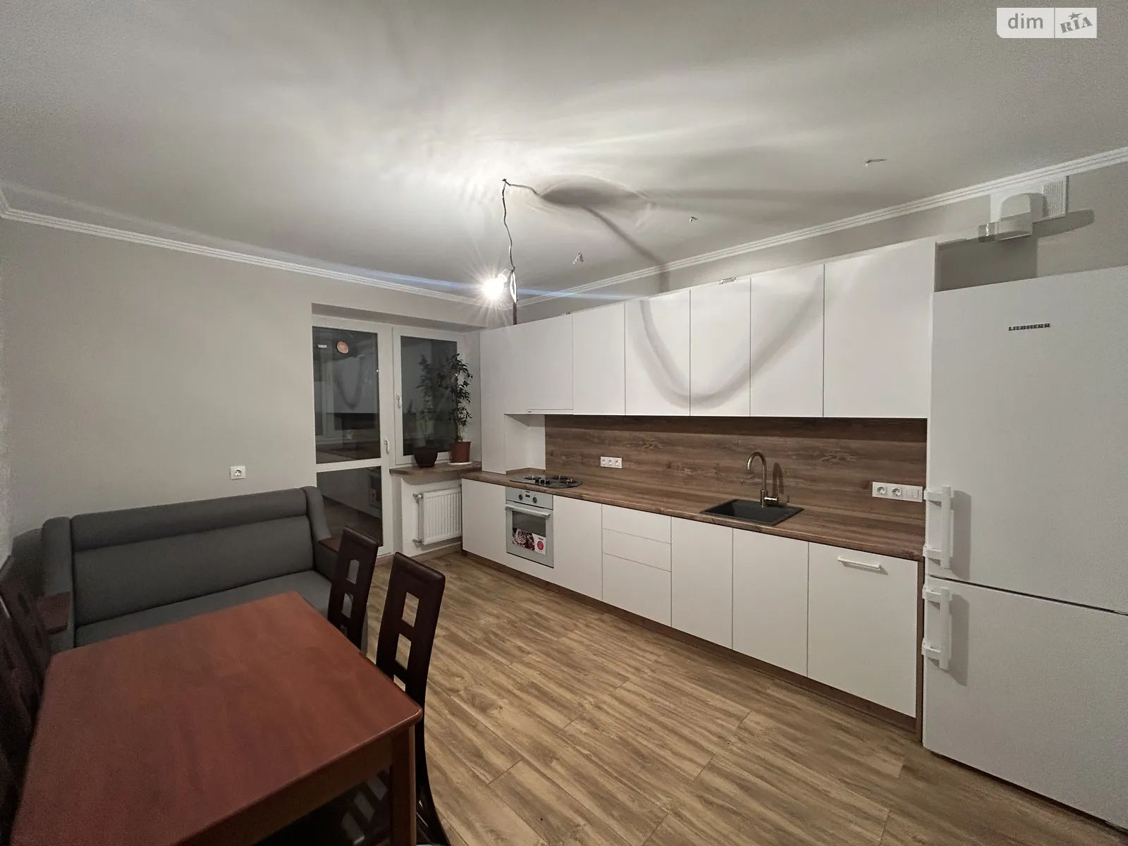 Продается 1-комнатная квартира 55 кв. м в Чабанах, ул. Юности, 3 - фото 1