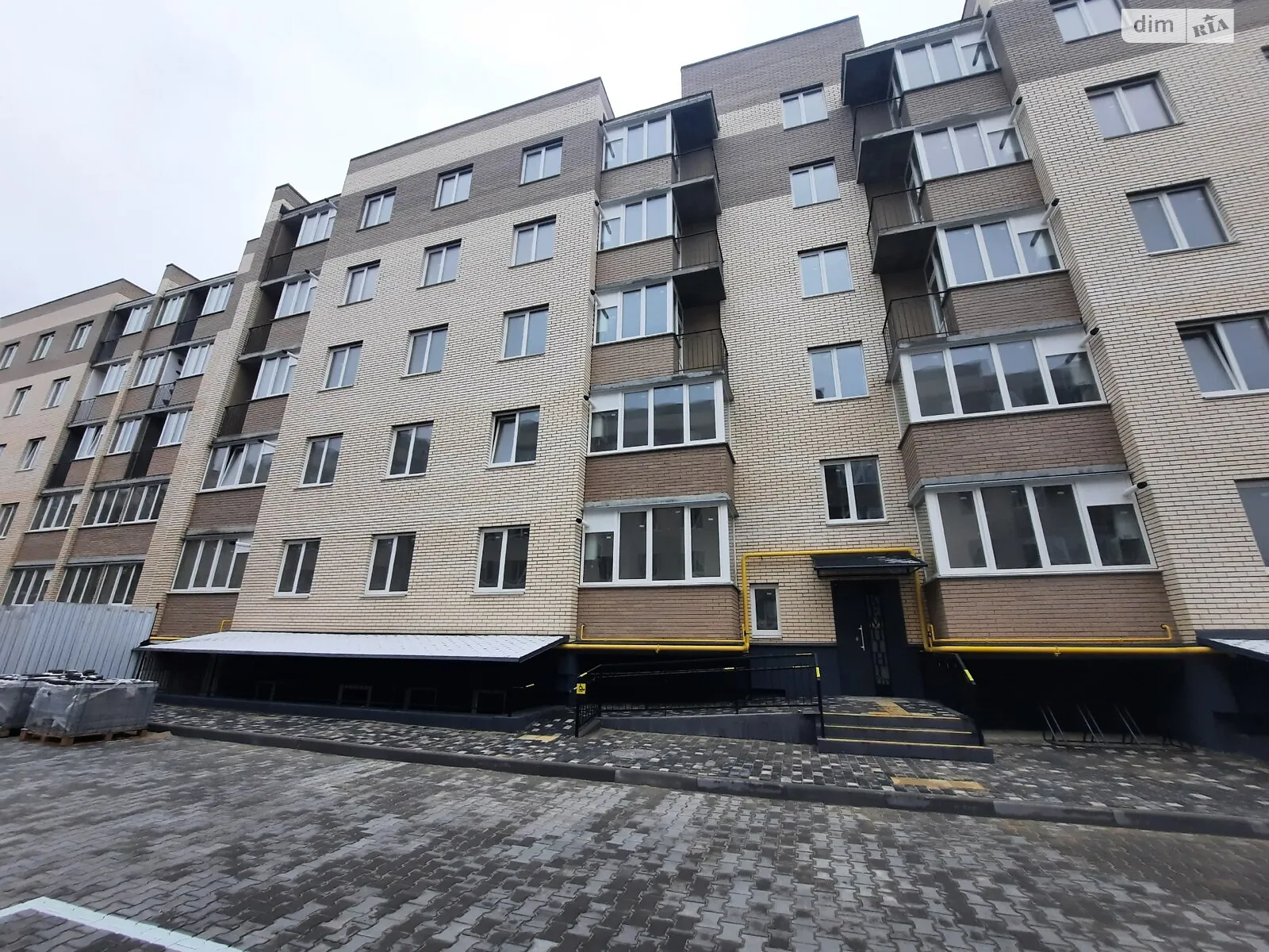 Продається 1-кімнатна квартира 41.3 кв. м у Стрижавці, вул. Київська, 224/2 - фото 1