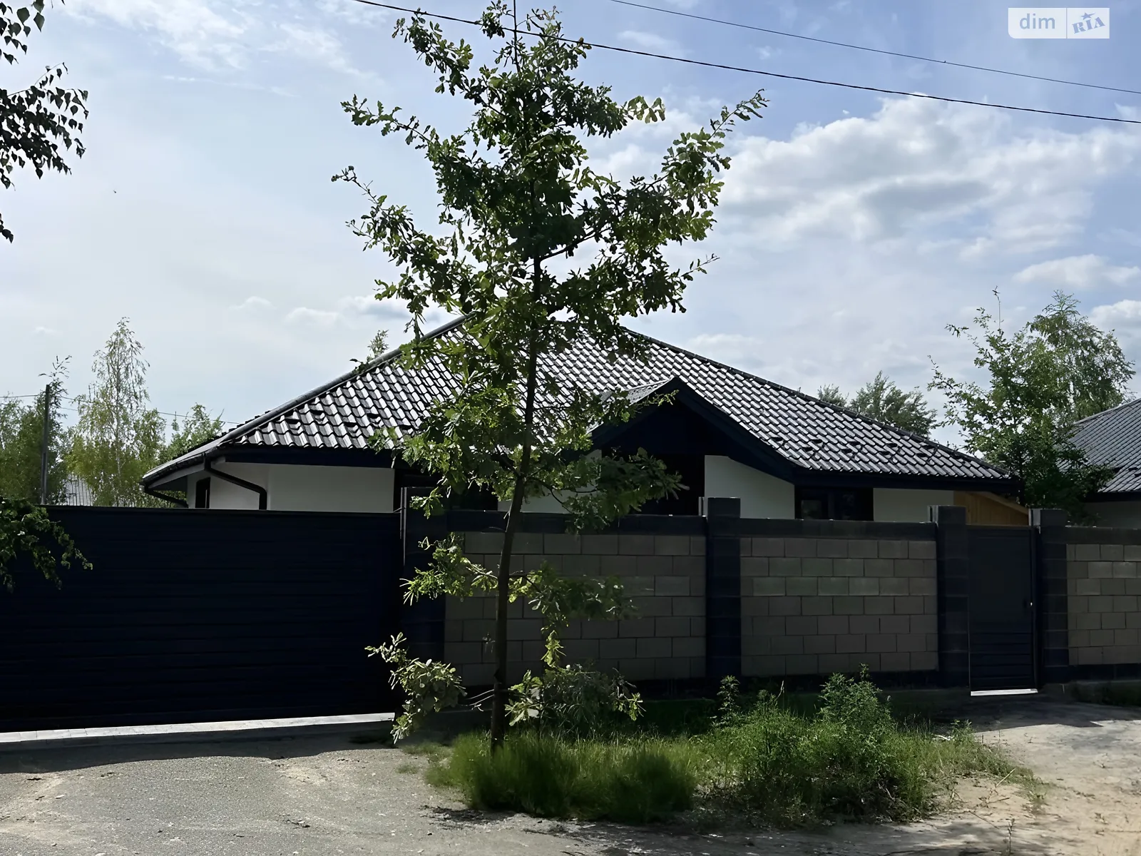 Продается одноэтажный дом 92.9 кв. м с камином, цена: 100000 $ - фото 1