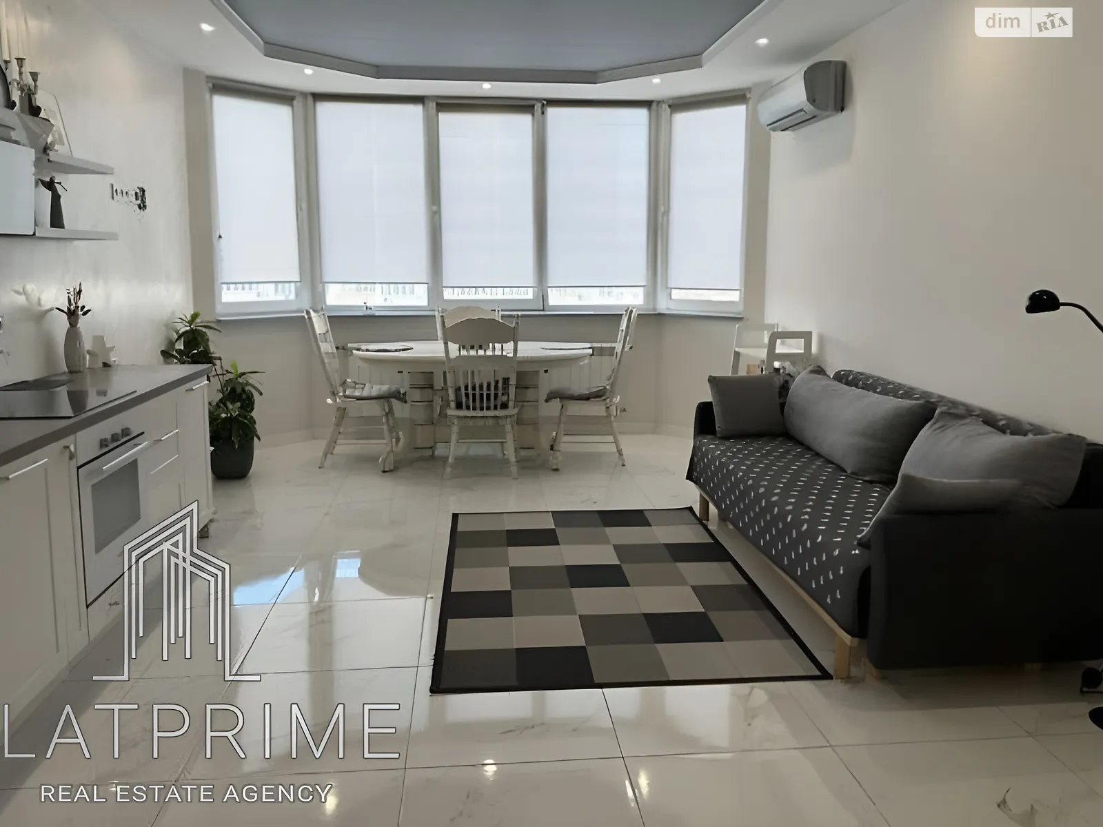 Продается 2-комнатная квартира 79 кв. м в Киеве, ул. Чавдар Елизаветы, 13 - фото 1