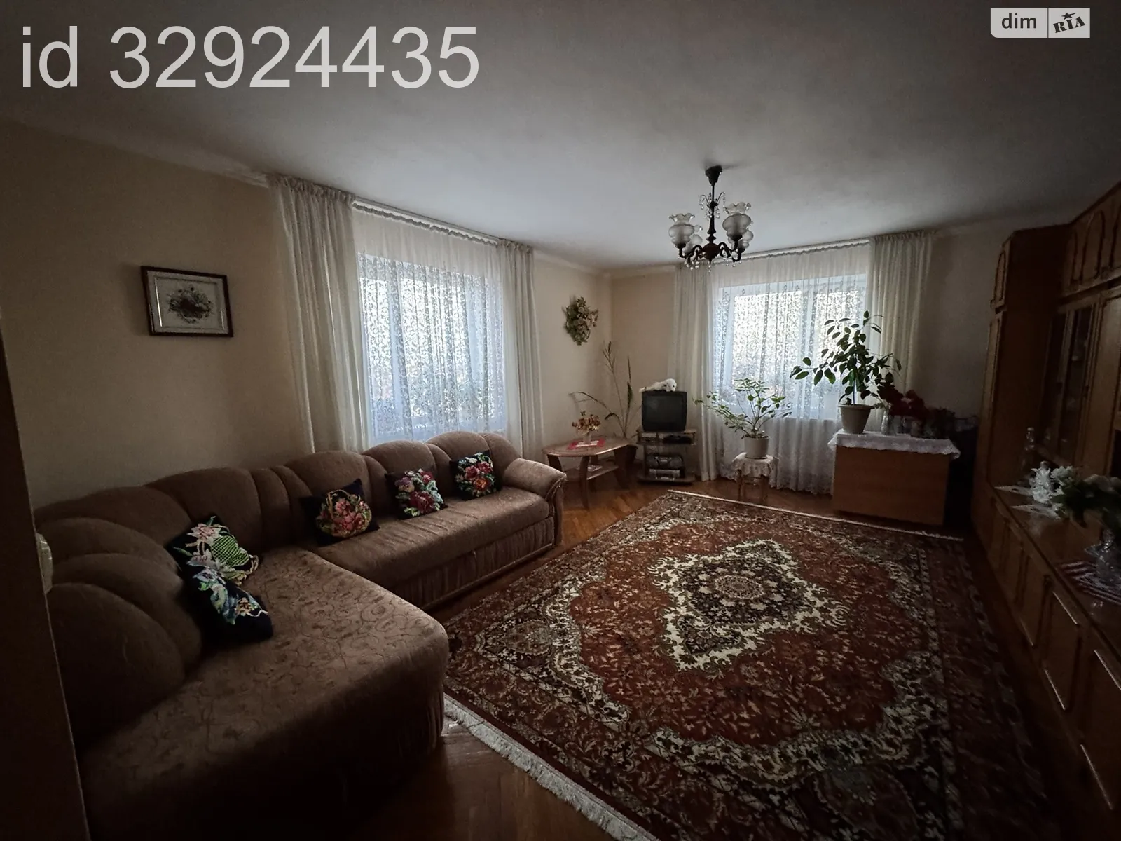 Продается 3-комнатная квартира 129.7 кв. м в Черткове, ул. Довбуша, 1 - фото 1