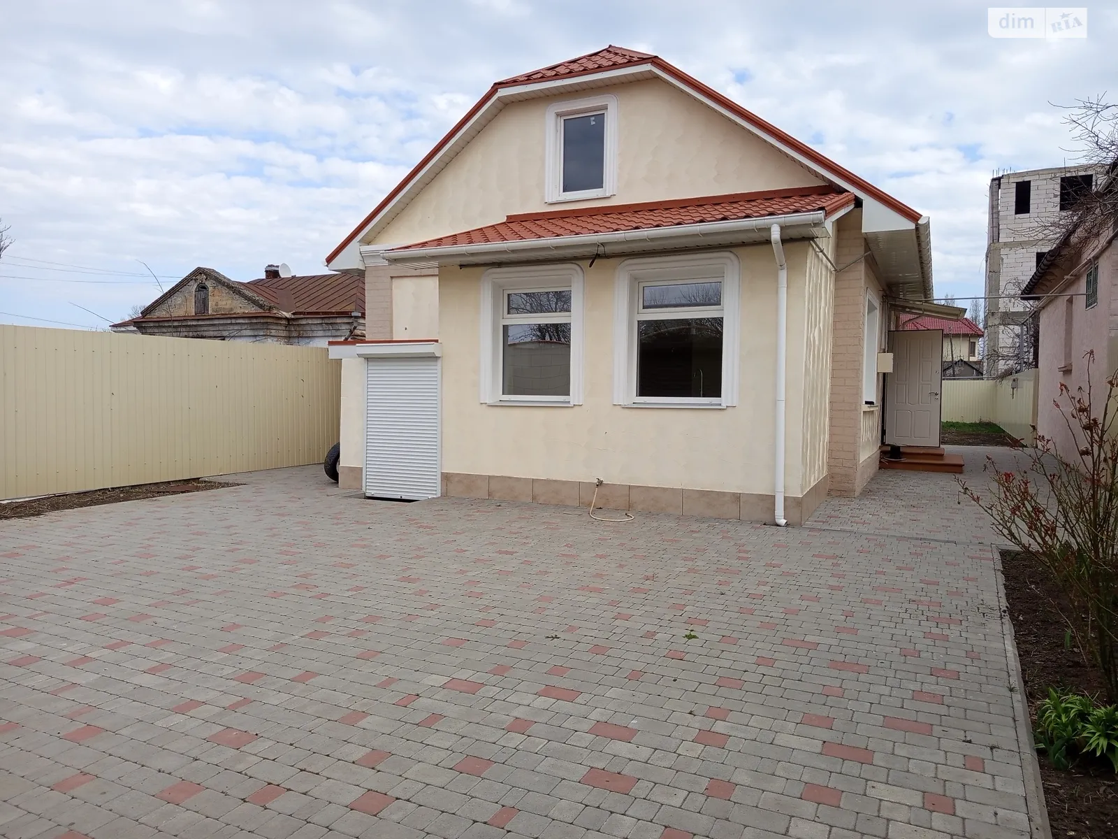 Продається будинок 2 поверховий 110 кв. м з терасою, цена: 155000 $ - фото 1
