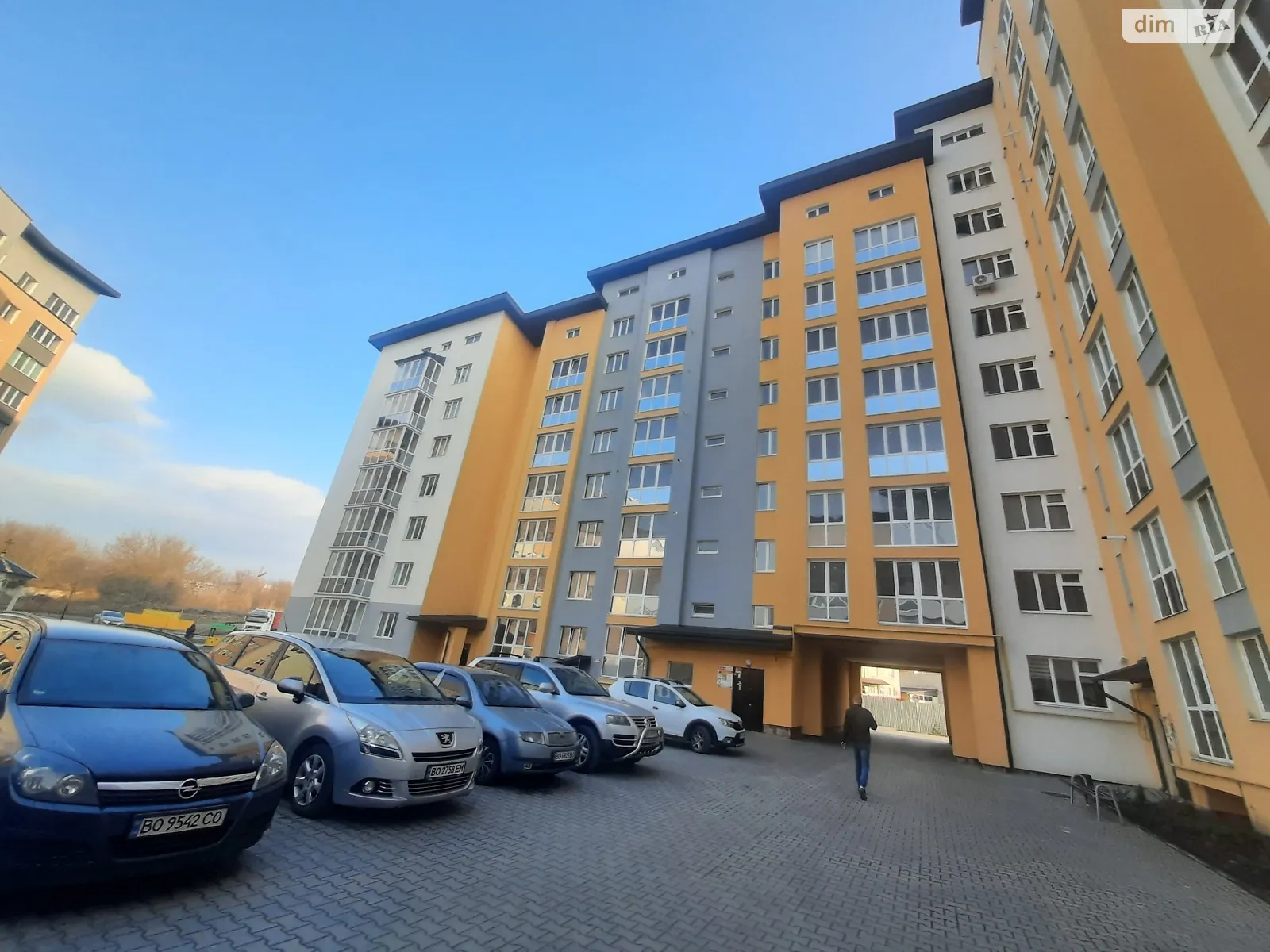 3-комнатная квартира 86 кв. м в Тернополе, ул. Микулинецкая - фото 1