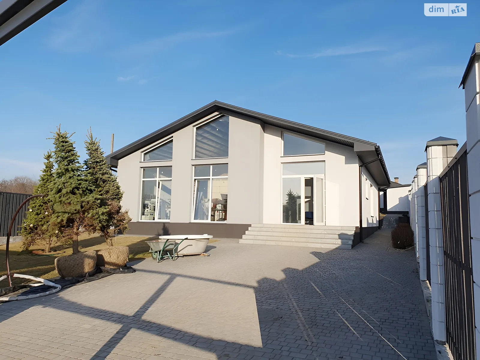 Продается одноэтажный дом 140 кв. м с балконом, цена: 220000 $ - фото 1