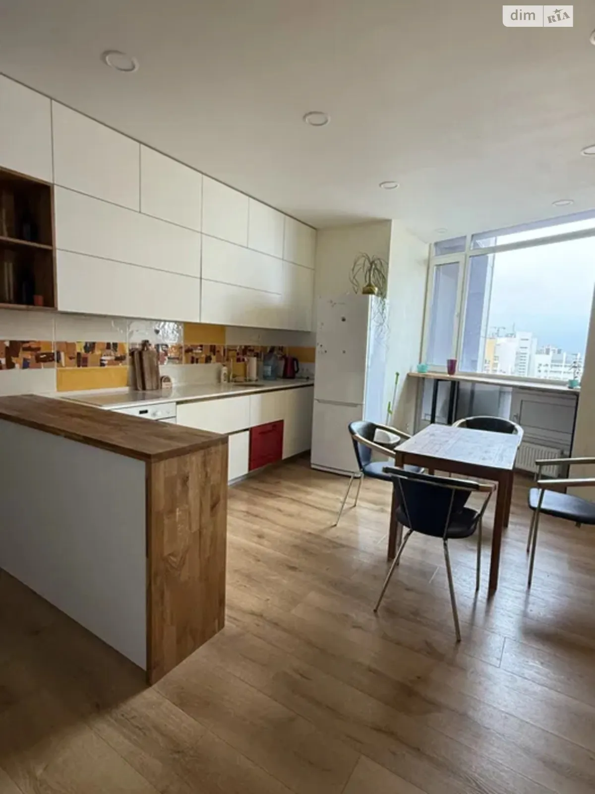 Продается 3-комнатная квартира 82 кв. м в Днепре, ул. Симферопольская, 2П - фото 1