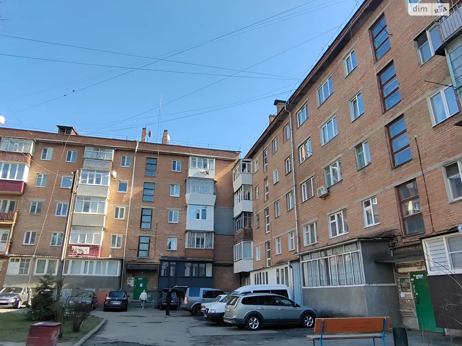 Продається 2-кімнатна квартира 44 кв. м у Хмельницькому, вул. Зарічанська - фото 1