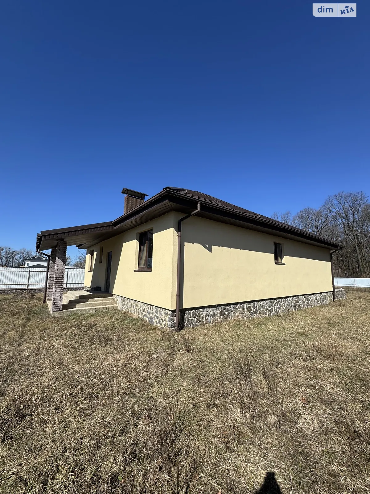 Продается одноэтажный дом 110 кв. м с камином, цена: 95000 $ - фото 1