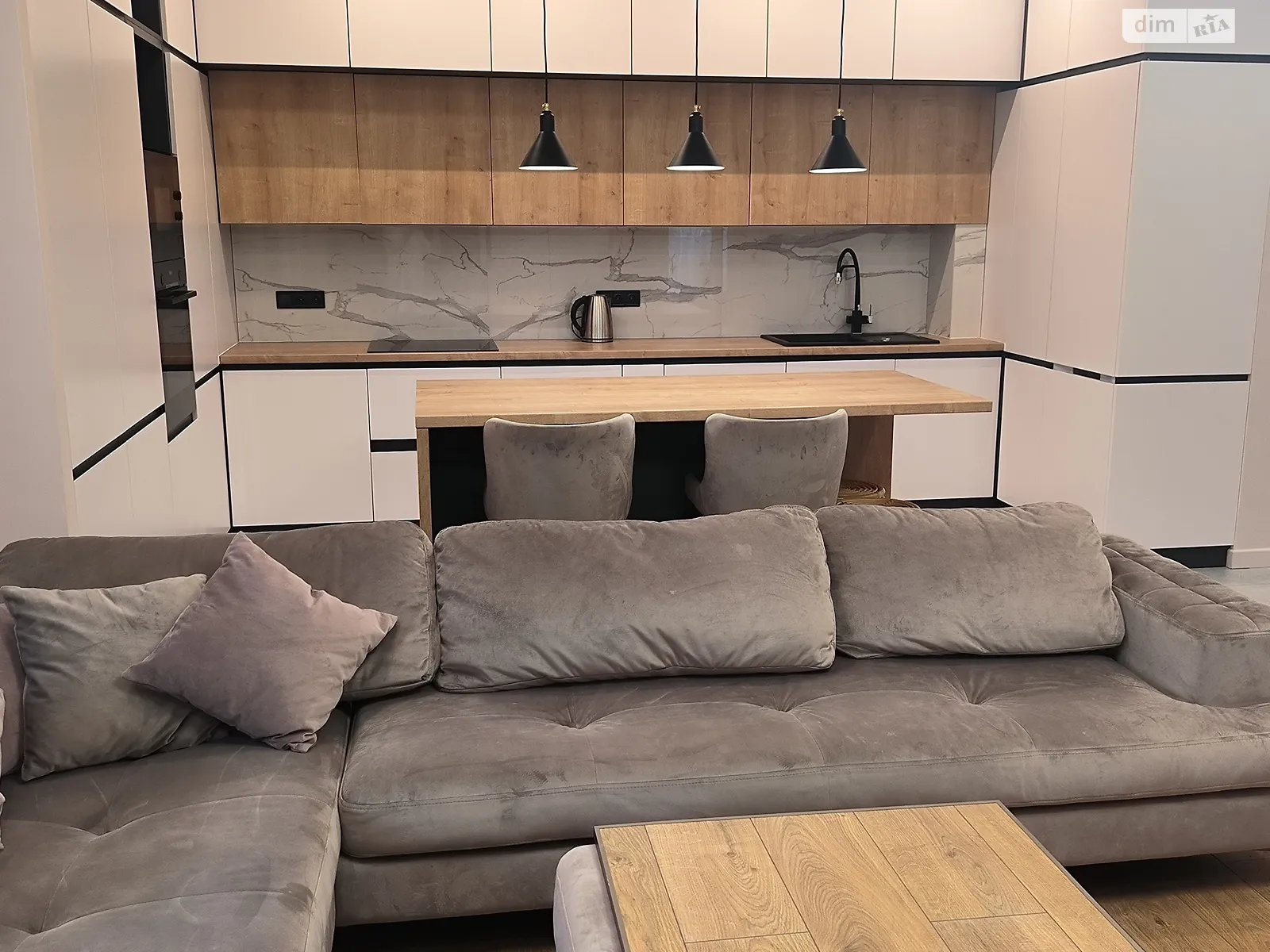 Продается 2-комнатная квартира 84 кв. м в Львове, ул. Бойковская, 30Б - фото 1