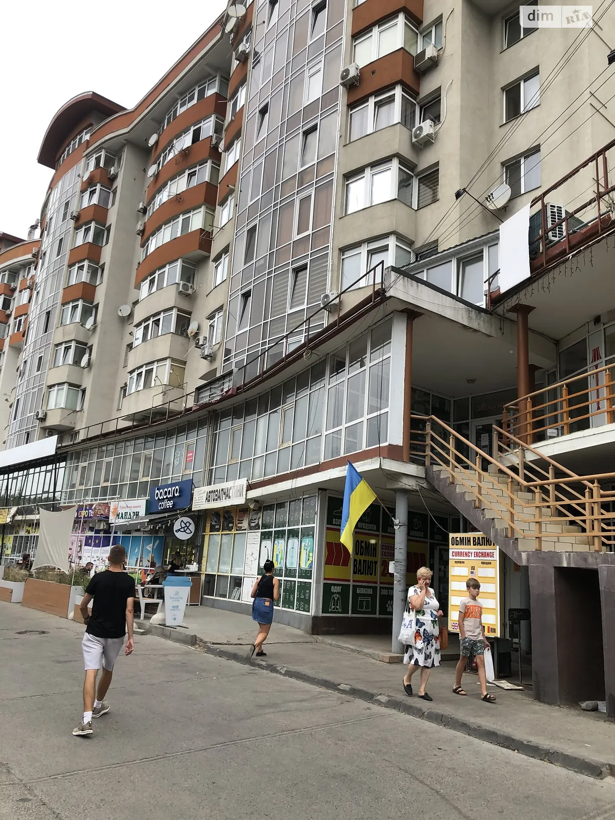 Сдается в аренду помещения свободного назначения 250 кв. м в 10-этажном здании, цена: 120 $ - фото 1