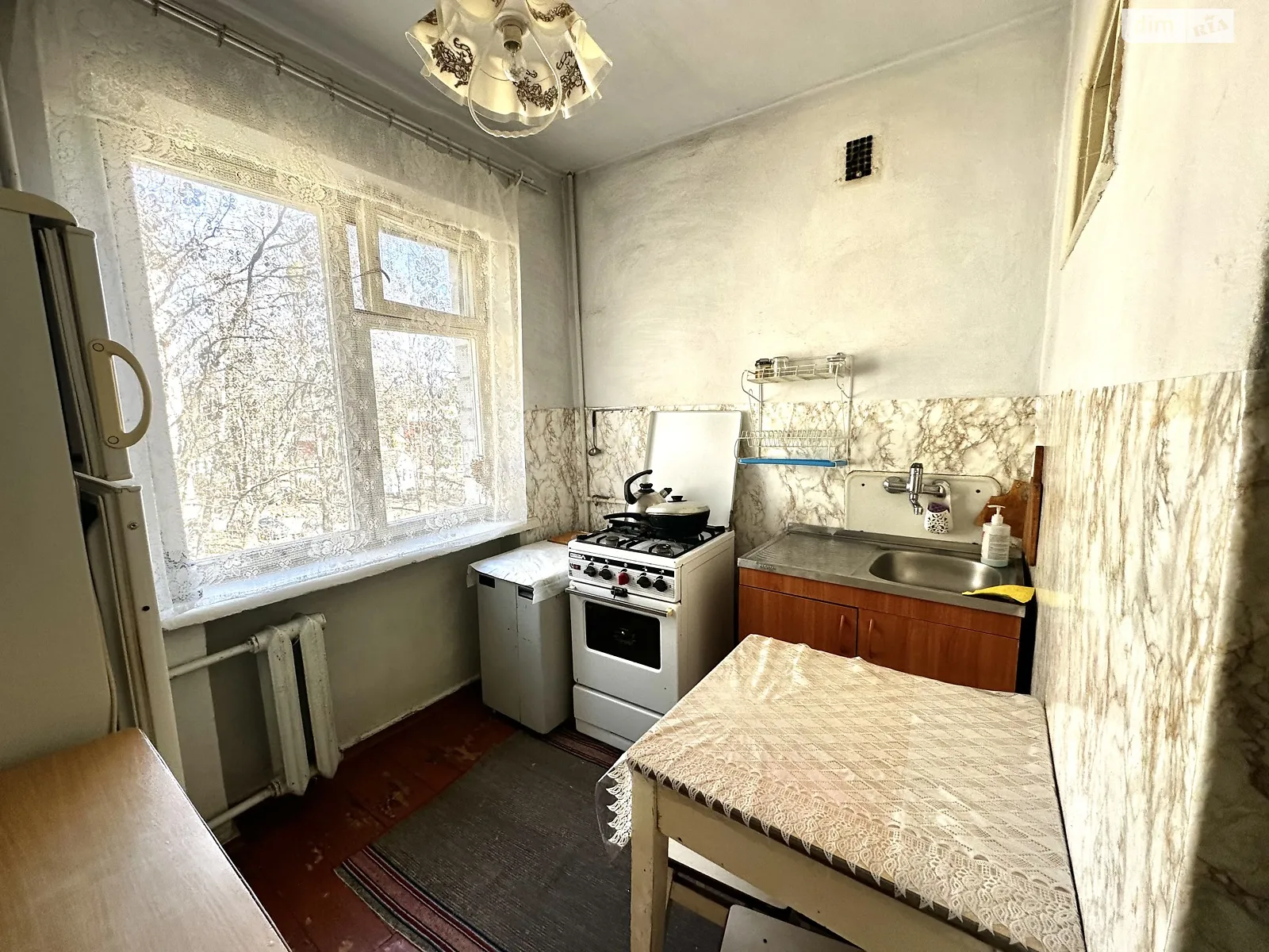 Продается 2-комнатная квартира 49 кв. м в Черновцах, просп. Независимости, 86Б - фото 1