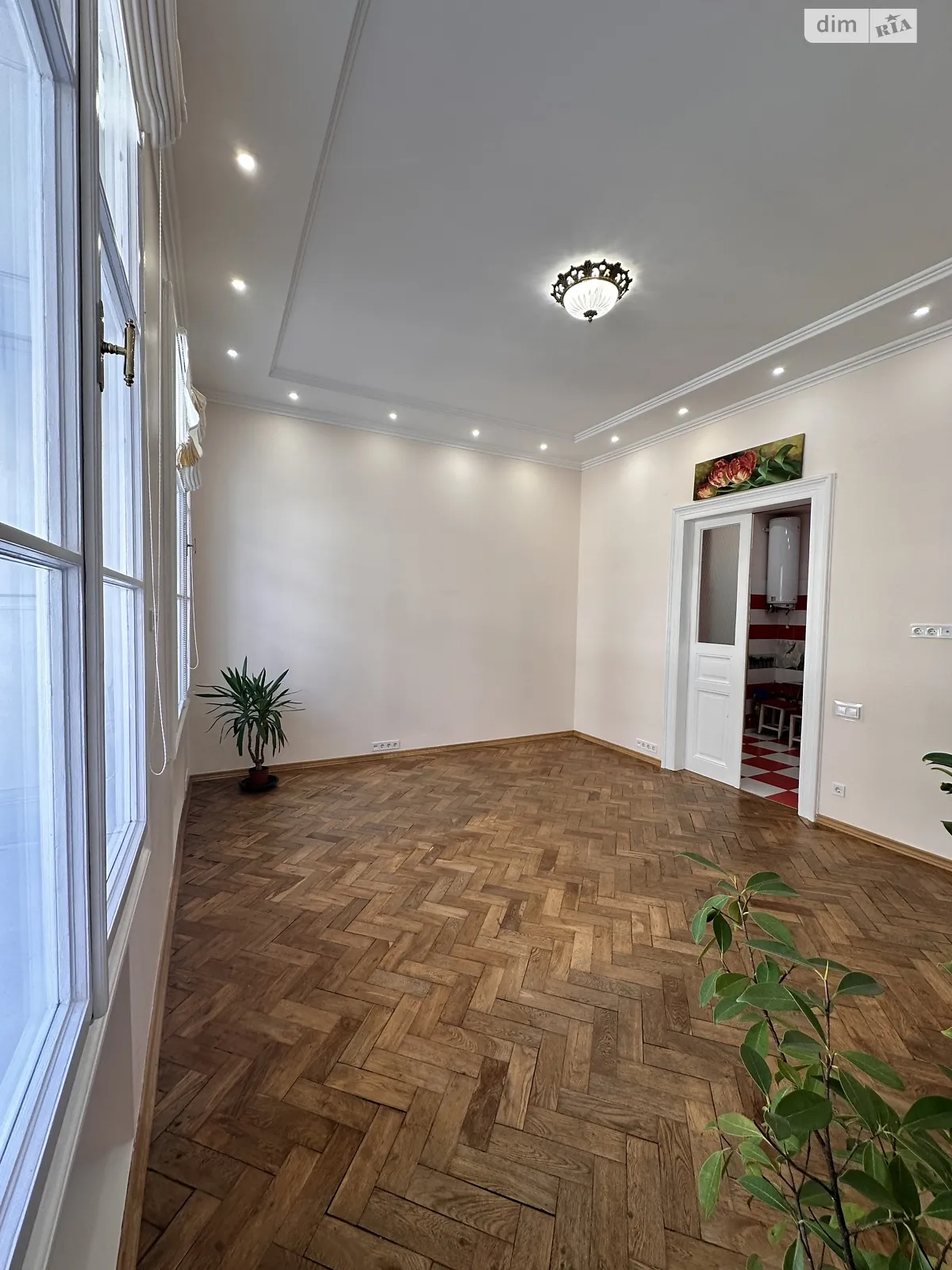 Здається в оренду офіс 38 кв. м в бізнес-центрі, цена: 400 $ - фото 1