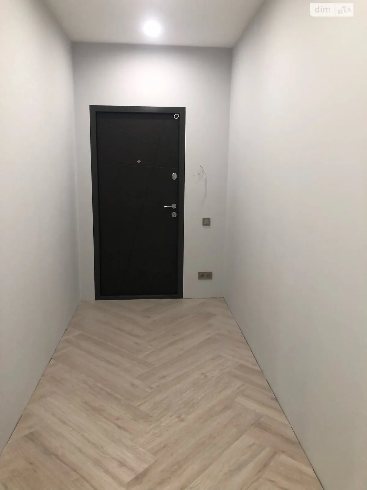 Продается 3-комнатная квартира 69 кв. м в Зарванцах, ул. Одесская, 3 - фото 1