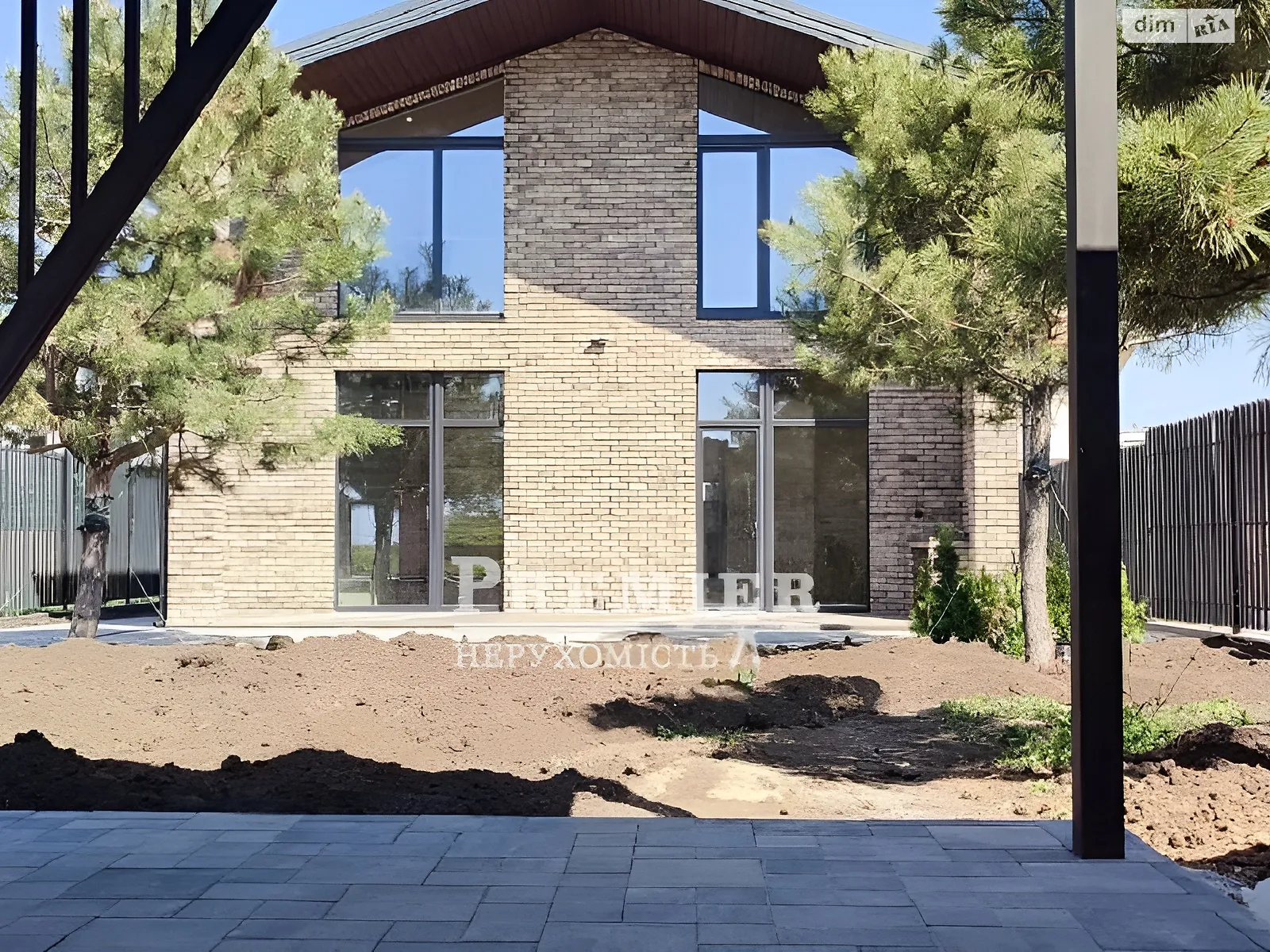Продається будинок 2 поверховий 180 кв. м з каміном, цена: 295000 $ - фото 1