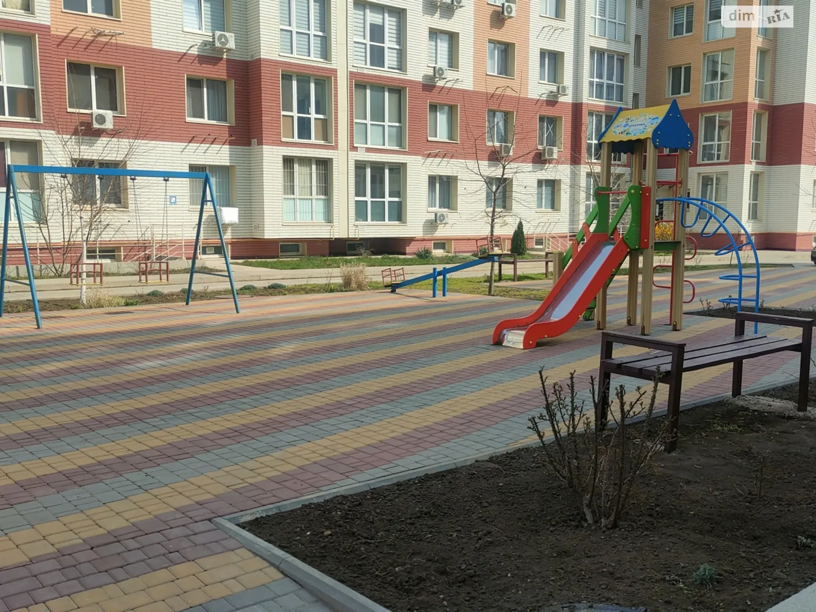 Продается 2-комнатная квартира 65 кв. м в Лиманке, ул. Строительная - фото 1