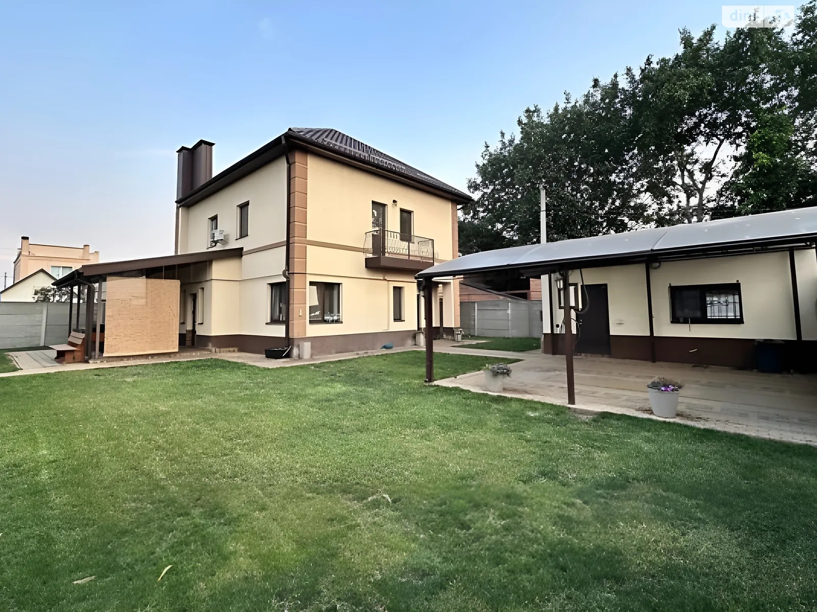 Продається будинок 2 поверховий 143 кв. м з каміном, цена: 182000 $ - фото 1