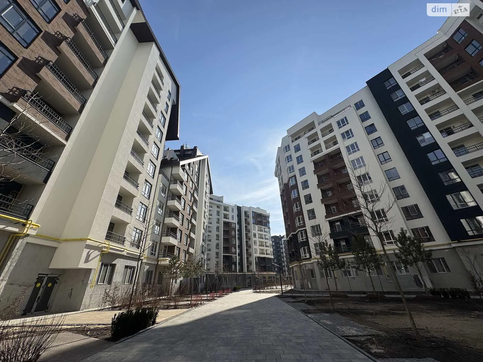 Продается 1-комнатная квартира 37.6 кв. м в Ирпене, ул. Кобылянской Ольги, 1В/28 - фото 1