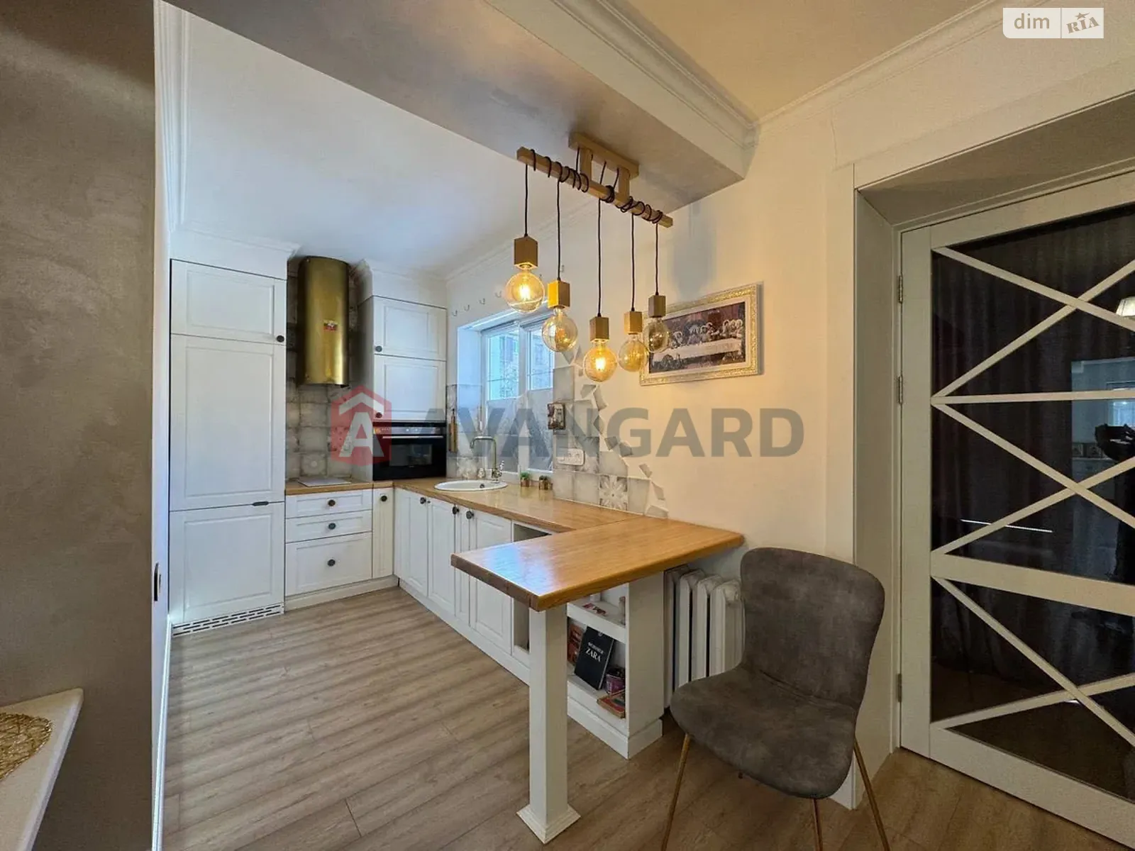 2-комнатная квартира 43 кв. м в Запорожье, ул. Победы, 87 - фото 1