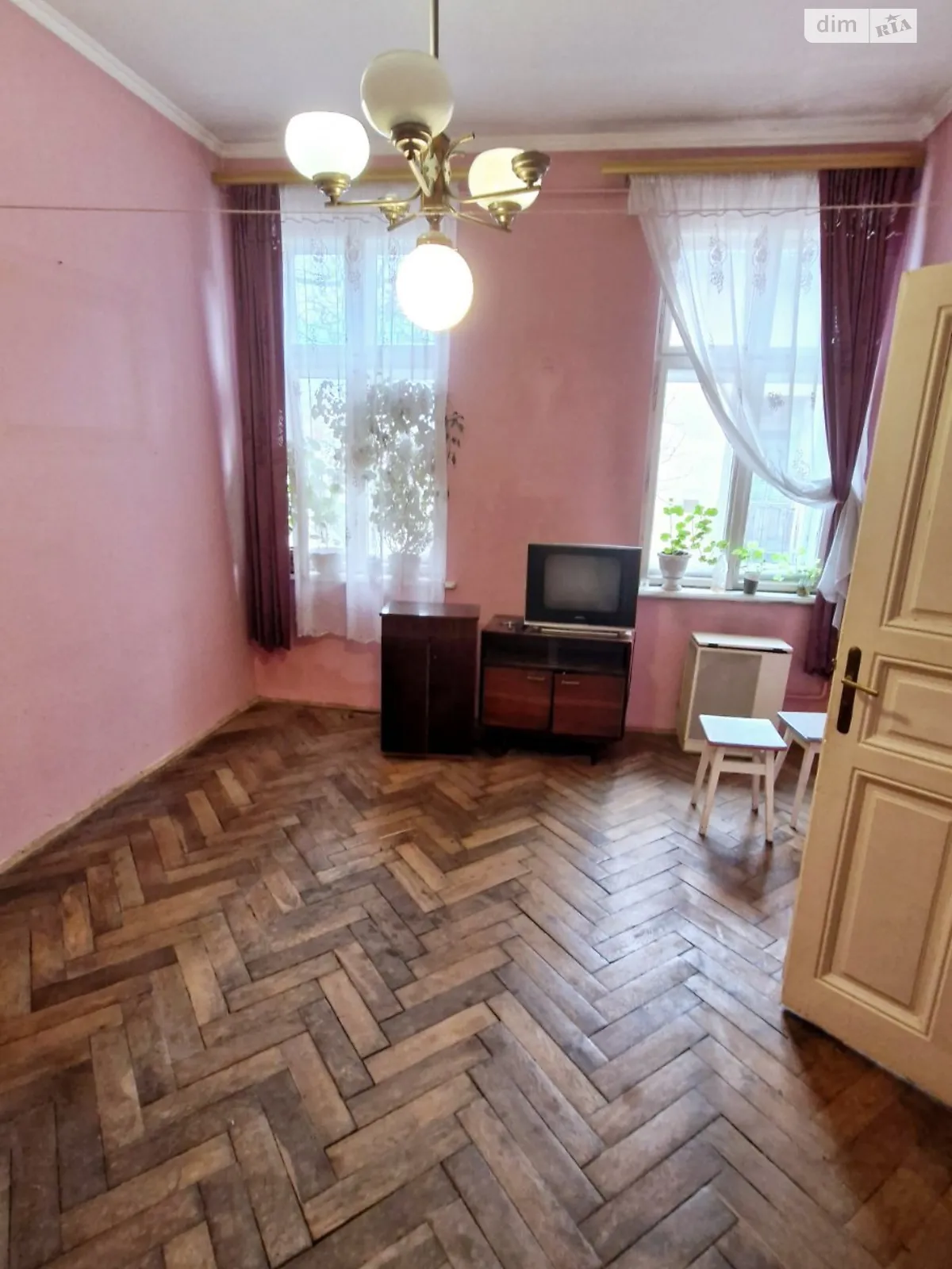 Продається 2-кімнатна квартира 42.9 кв. м у Львові, вул. Здоров'я - фото 1