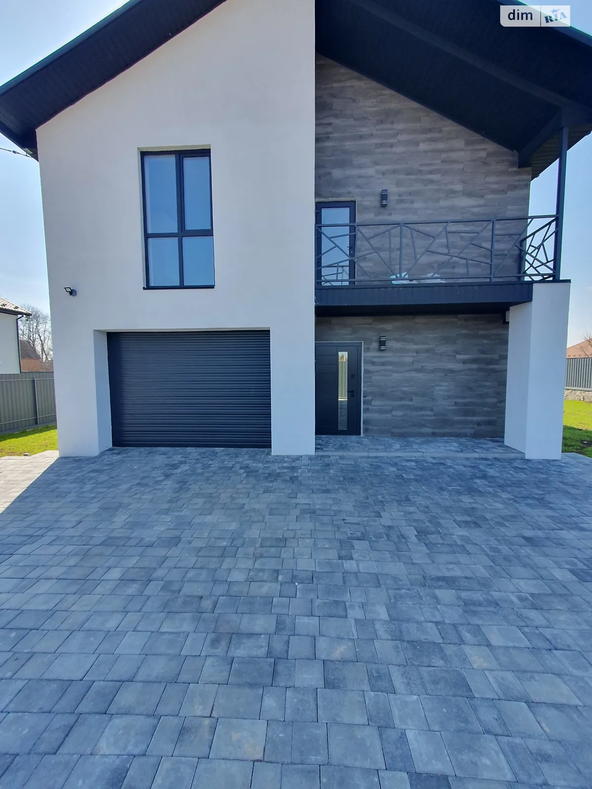 Продається будинок 2 поверховий 220 кв. м з подвалом, цена: 179999 $ - фото 1