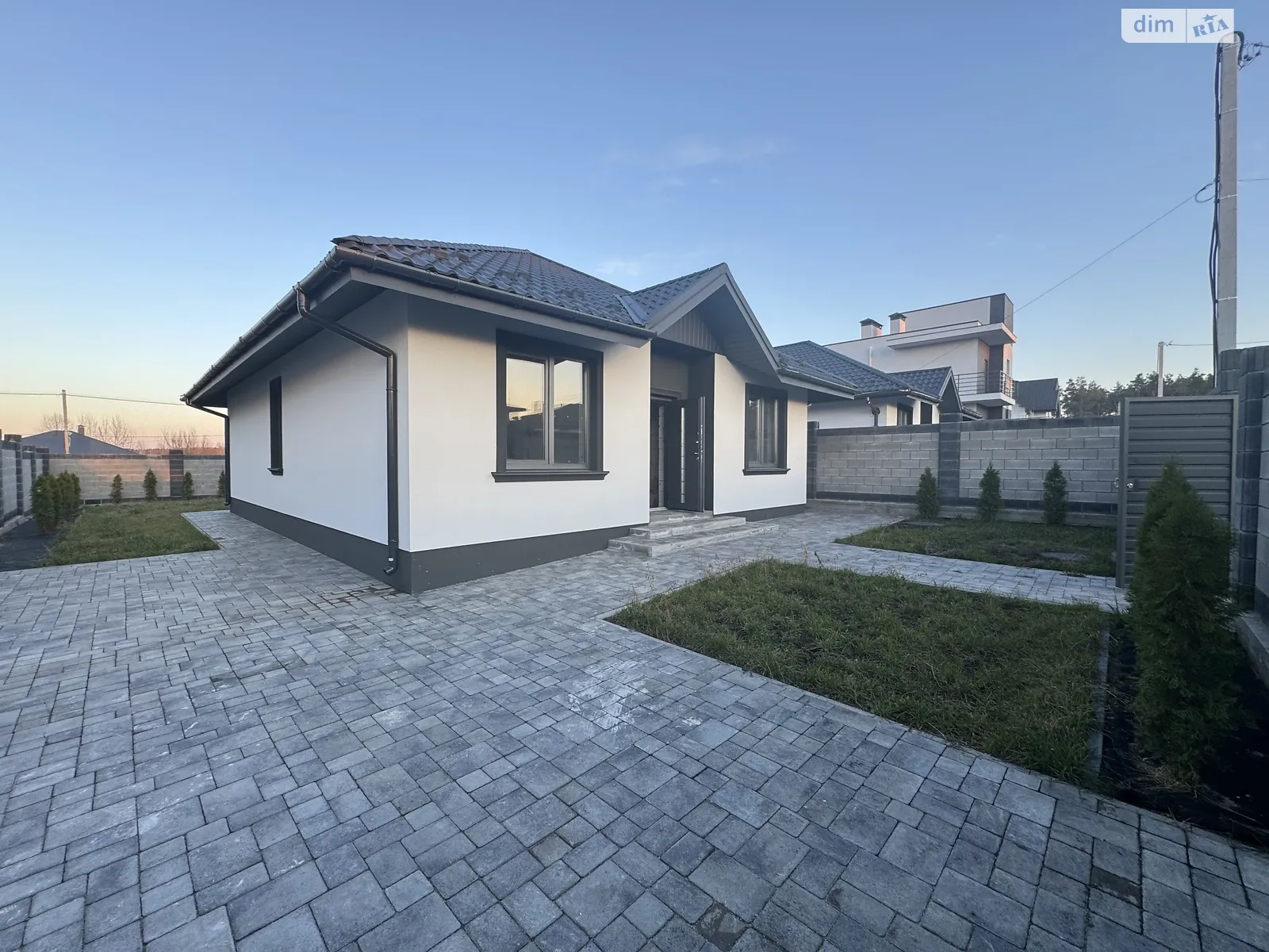 Продается одноэтажный дом 95 кв. м с балконом, цена: 85000 $ - фото 1
