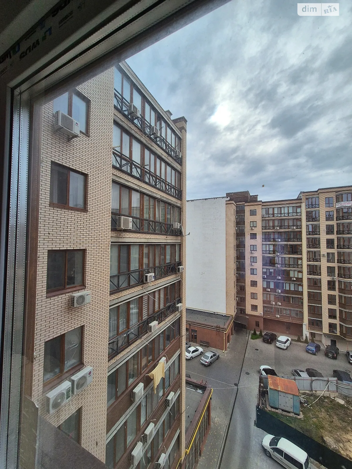 Продается 2-комнатная квартира 78 кв. м в Черноморске, ул. Парковая, 30 - фото 1
