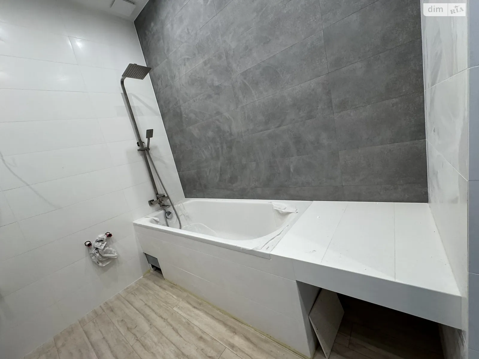 Продается 2-комнатная квартира 70 кв. м в Днепре, пер. Добровольцев, 3 - фото 1