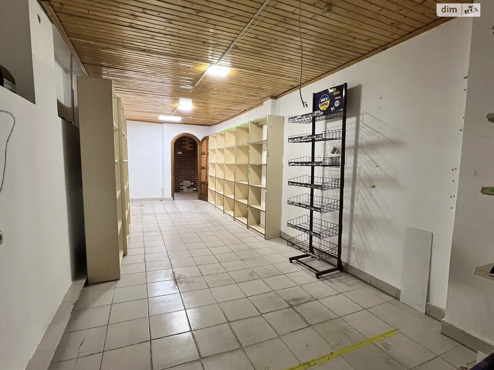 Сдается в аренду помещения свободного назначения 37 кв. м в 1-этажном здании, цена: 15000 грн - фото 1