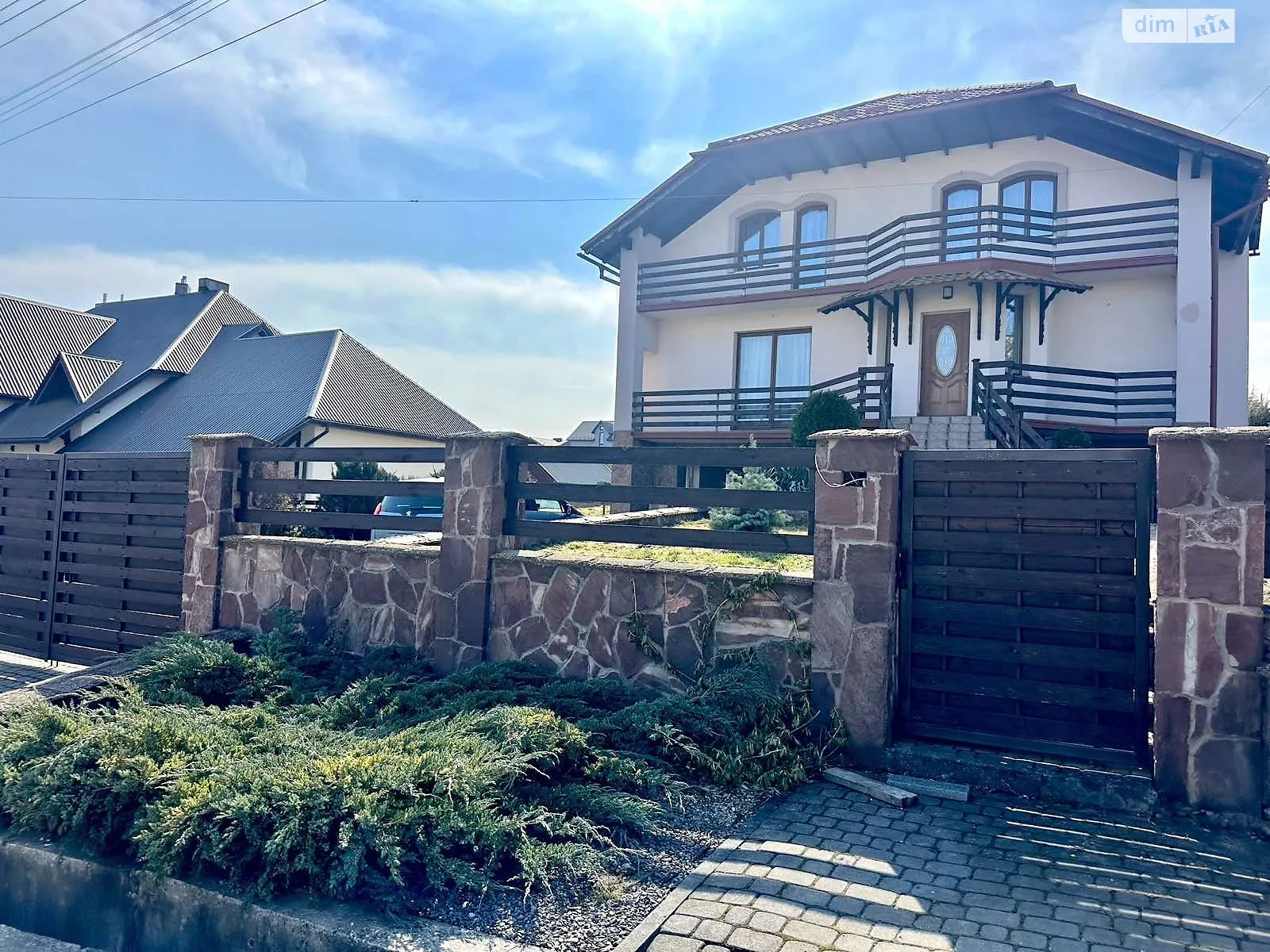 Продається будинок 2 поверховий 380 кв. м з бесідкою, цена: 250000 $ - фото 1