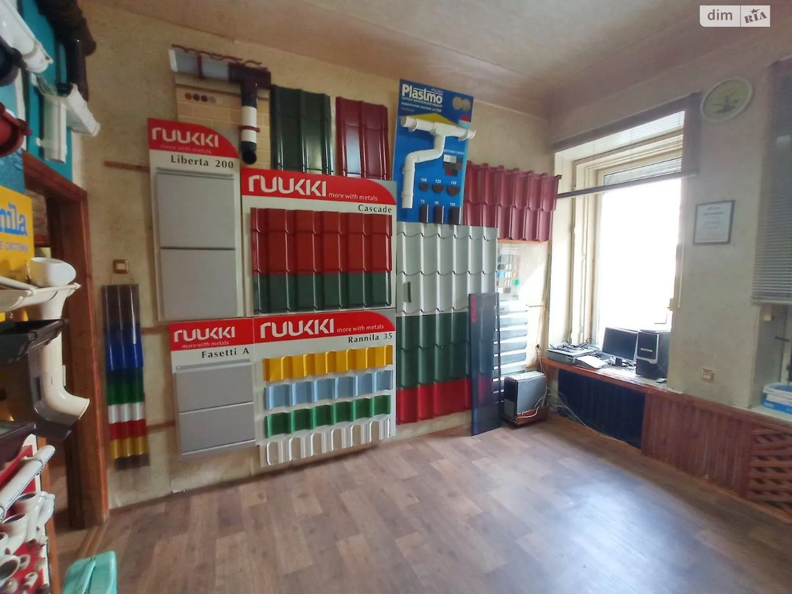 Продается помещения свободного назначения 59.4 кв. м в 3-этажном здании, цена: 73000 $ - фото 1