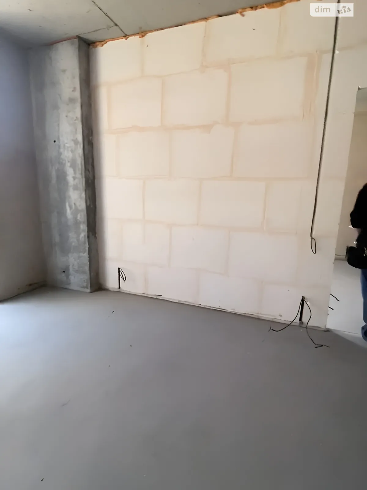 Продається 1-кімнатна квартира 63 кв. м у Гостомелі, вул. Мисливська, 3 - фото 1