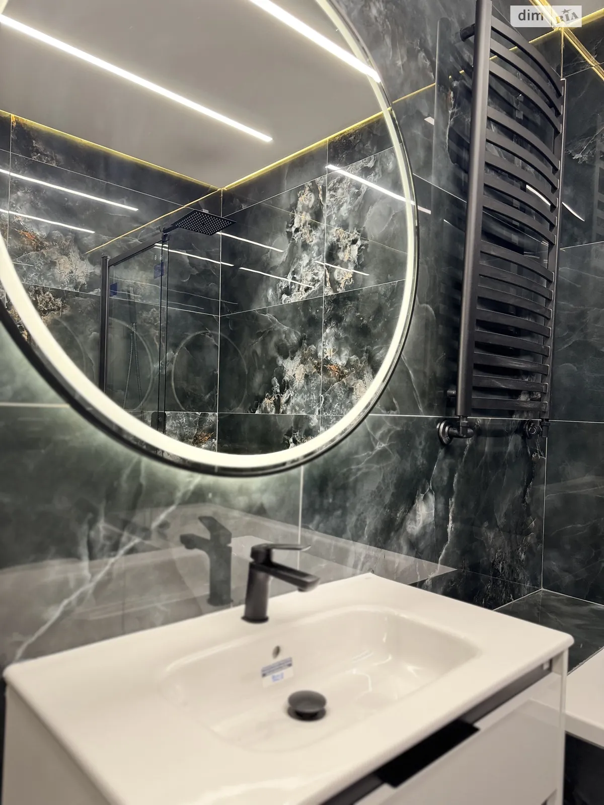 Продается 2-комнатная квартира 74.5 кв. м в Ивано-Франковске, цена: 124999 $ - фото 1