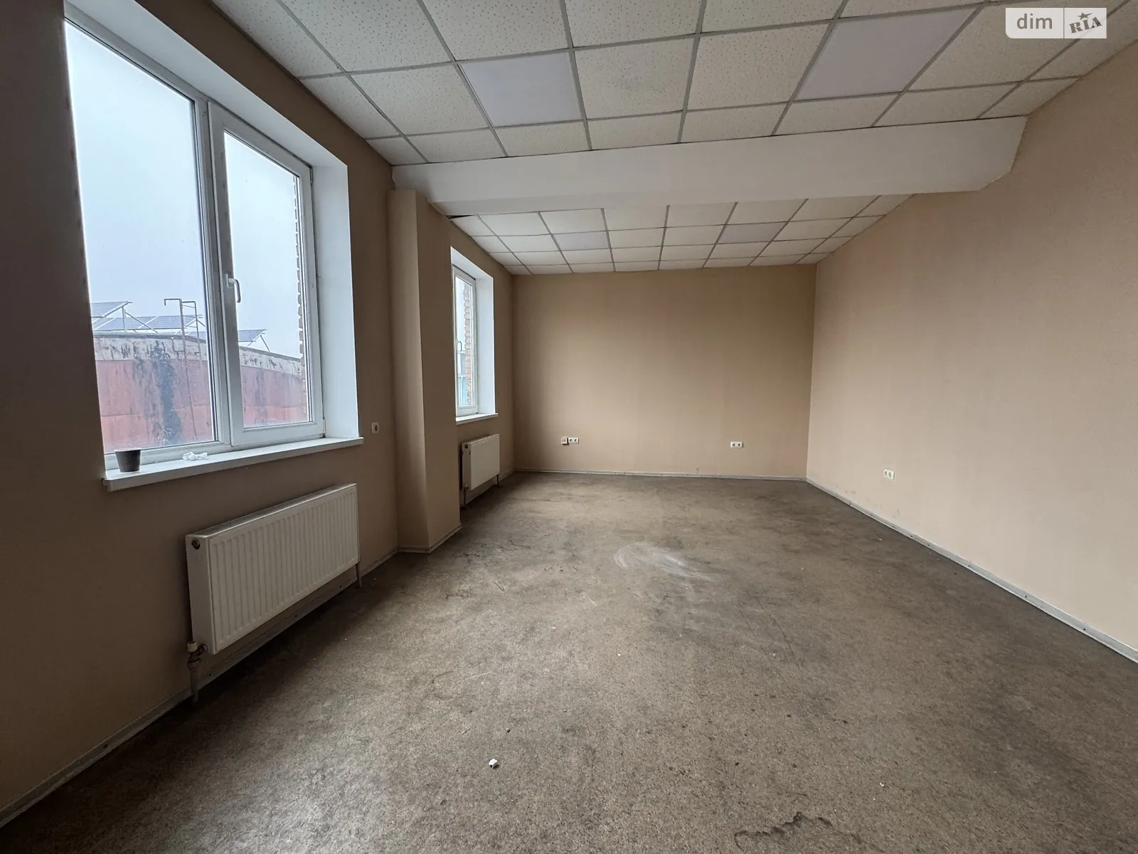 Сдается в аренду офис 38 кв. м в бизнес-центре, цена: 6000 грн - фото 1
