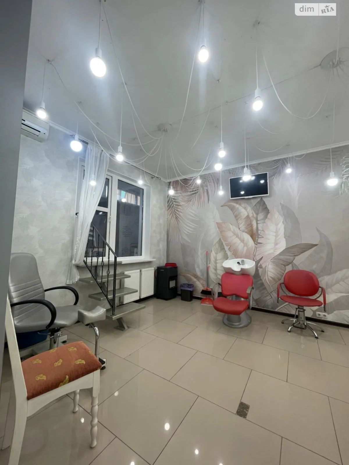 Продається приміщення вільного призначення 50.9 кв. м в 10-поверховій будівлі, цена: 38500 $ - фото 1