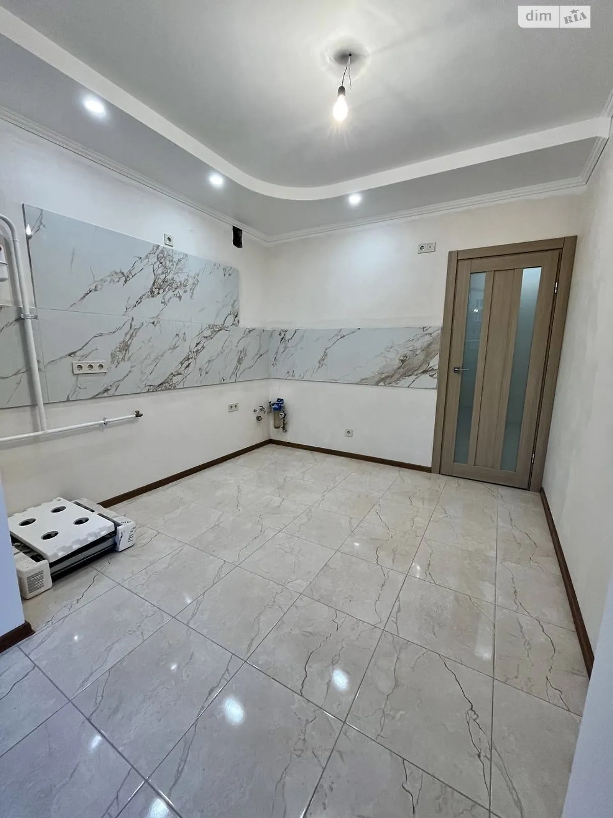 Продается 2-комнатная квартира 59.5 кв. м в Хмельницком, ул. Степана Бандеры - фото 1