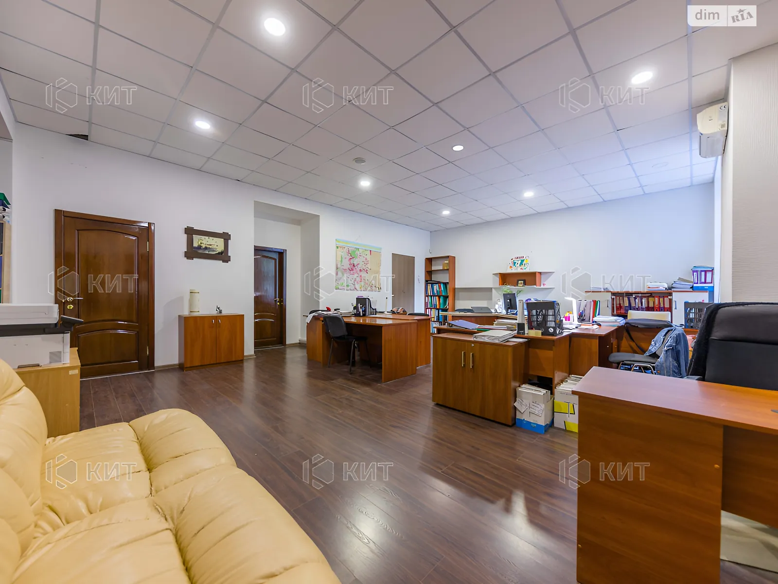 Здається в оренду офіс 190 кв. м в бізнес-центрі, цена: 25000 грн - фото 1